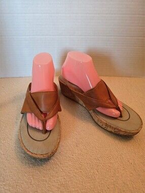 Eddie Bauer Tan Leather Wedge Sandals size 11